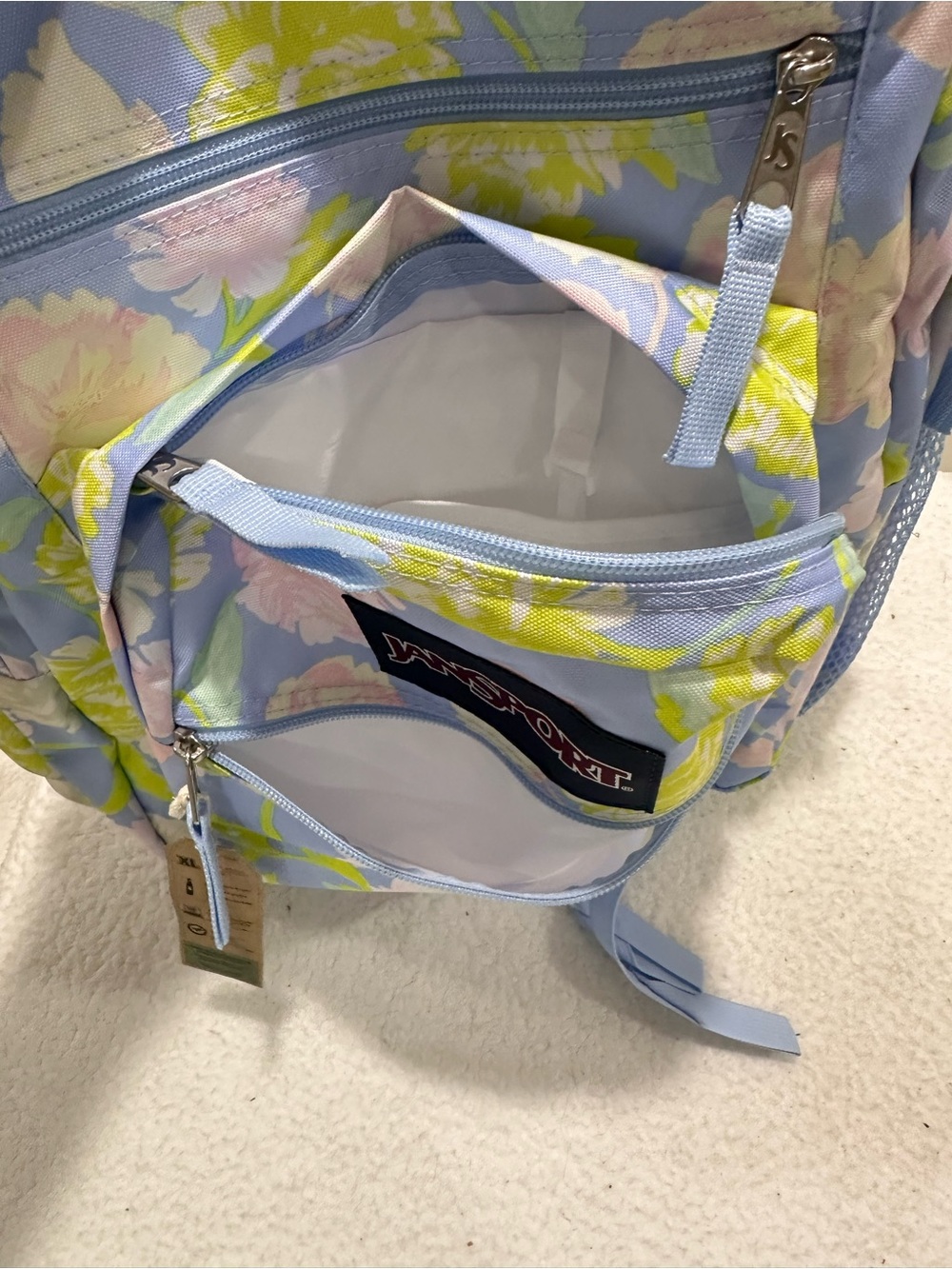 Jansport Backpack - Picture 4 of 9